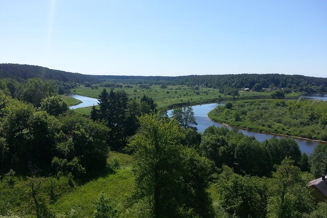 Vilnius Day Trip to Dzukija National Park Including Grutas Park - Key Points