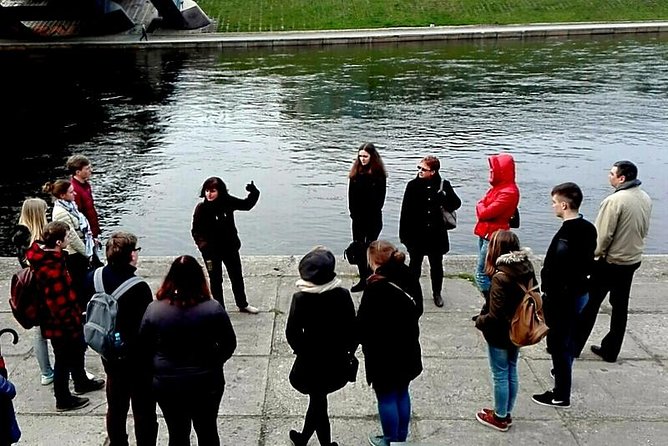 Vilnius Old Town 2-hour Ghost Tour - Unraveling Paranormal Mysteries