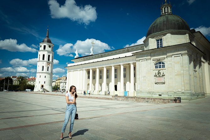 Vilnius Private Photoshoot Tour - Meeting and End Points