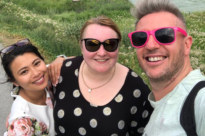 Vine Stories: Lavaux & Lutry Wine Walk - Navigating the Meeting and Pickup