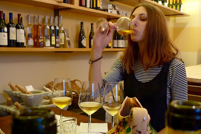 Vineyard Tour & Wine Tasting - Wine Tasting