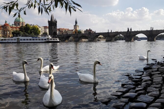 Vintage Car Ride With Walking Tour of Prague City Center - Booking and Cancellation Policy