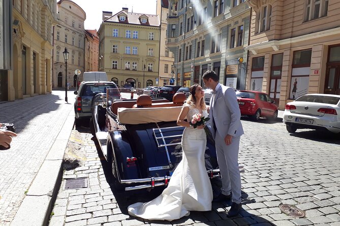 Vintage Cars Prague - Sightseeing Tour 90MIN / 1-6 Pers. - Customer Ratings