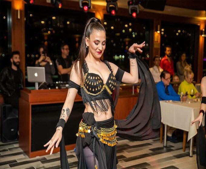 VIP Bosphorus Dinner Cruise Tour - Private Table - Cuisine Options