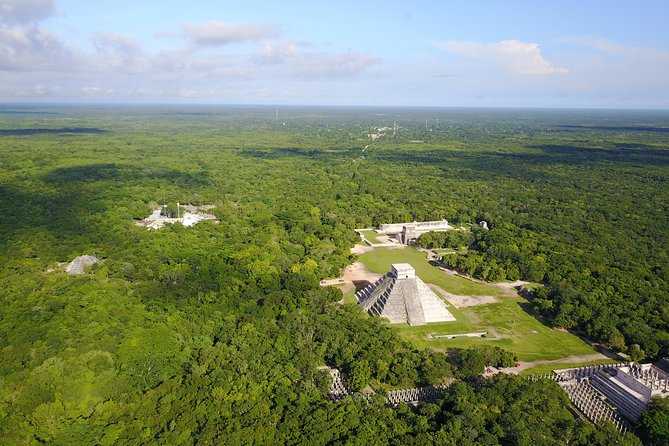 VIP Chichen Itza Private Tour - Luxury Car - Accessible and Comfortable Transportation