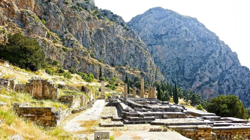 VIP Day Tour From Athens: Delphi & Nymphs Cave TREK - Delphi UNESCO Site
