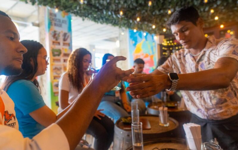 VIP Experience: Rum Tasting, Chocolates in Cartagena - Key Points