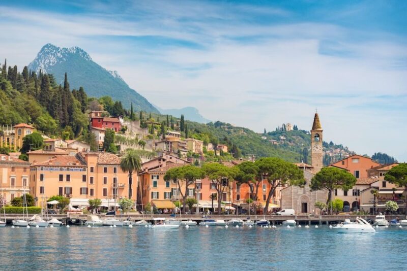 VIP Experience Verona, Desenzano & Sirmione With Boat Cruise - Sirmione Medieval Charm