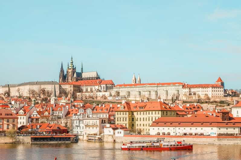 VIP FOOD AND SIGHTSEEING TOUR - 7 HOURS Private Prague Tour - Key Points