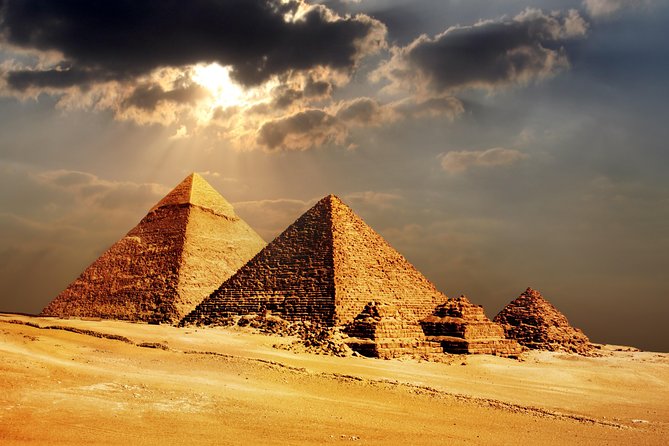 VIP Giza Pyramids ,Sphinx,Camel Ride Lunch and Inside the Pyramid - Customer Feedback