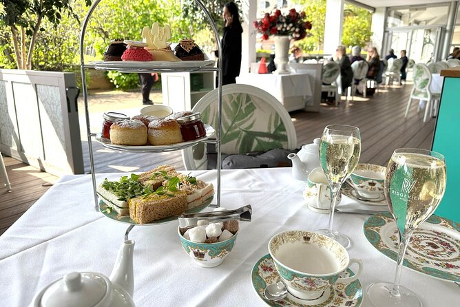 VIP Kensington Palace & Gardens Royal Tea Crown Experience - Exploring Kensington Palace