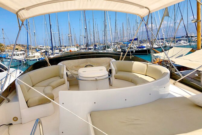 Vip Motor Yacht Charter-17 Meter-10 Guest-Half Day or Sunset Trip - Inclusions