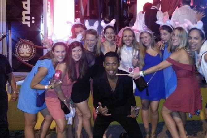 VIP Nightclub Tour in Playa Del Carmen - Nightclub Highlights