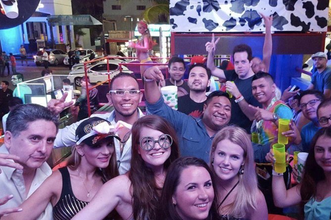 VIP Nightclub Tour in Playa Del Carmen - Drink Offerings