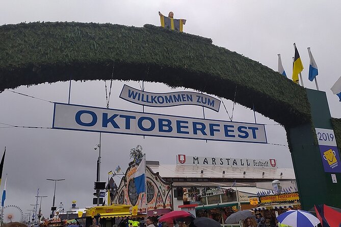 VIP Oktoberfest Incl. Table Res., 3-Course-Menu, Beer & Champagne - Included Ride Tickets and Champagne