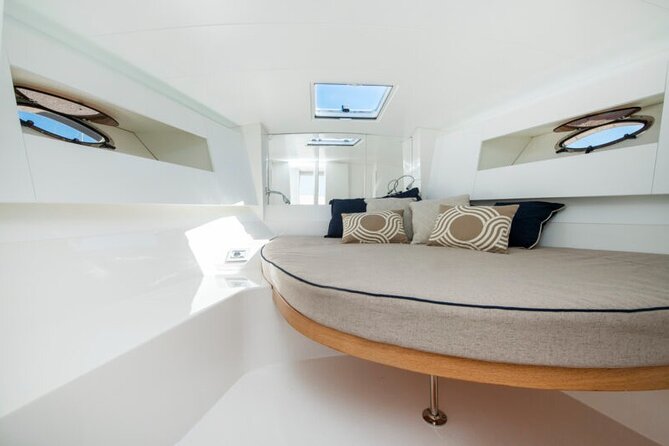VIP Private Capri Dinner With Luxury Yacht Transfer & Aperitif - Pricing and Reviews