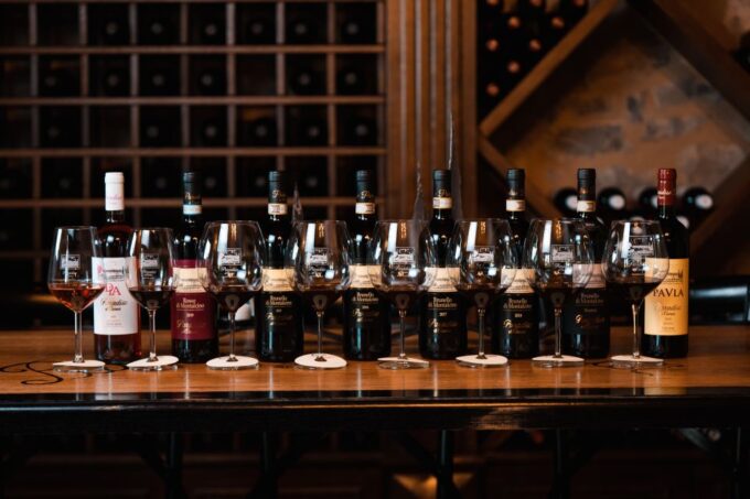 VIP Private Montalcino Wine Tasting in Paradiso With Dinner - Booking and Cancellation Policy