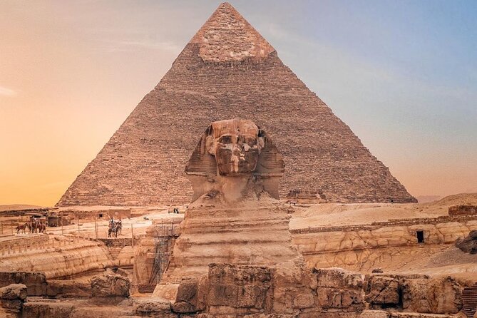 VIP Private Tour to Pyramids, Egyptian Museum, and Local Market. - Visiting the Egyptian Museum