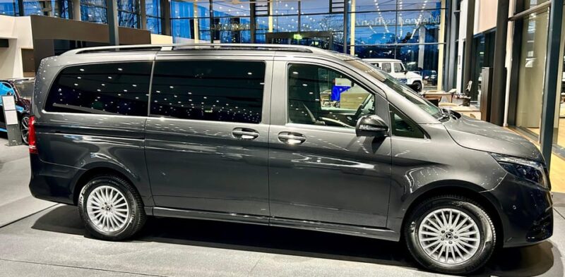 VIP Shuttle Munich Airport to Kitzbühel Austria - Driver Interaction