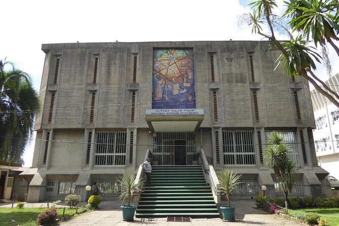 VIP Tour to The Unity Park, National Museum Palaces, Garden, Zoo - Key Points