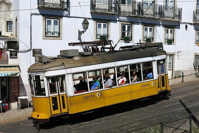 VIP Walking Tour - Lisbon With Your Private - in German - Tour Duration and Itinerary