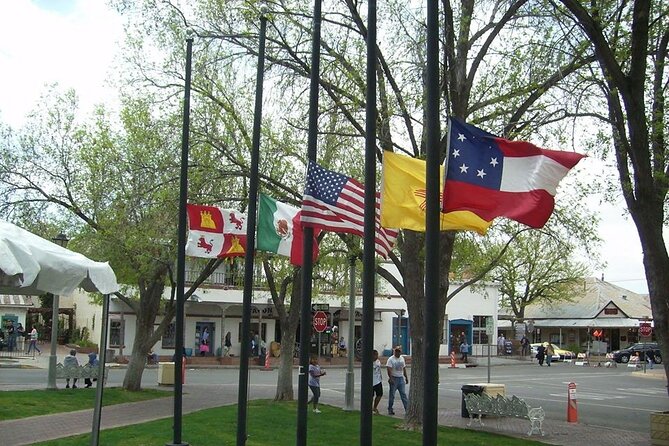 Virtual History, Legends and Lore Old Town Stroll of Albuquerque - Compatible Devices and Browsers