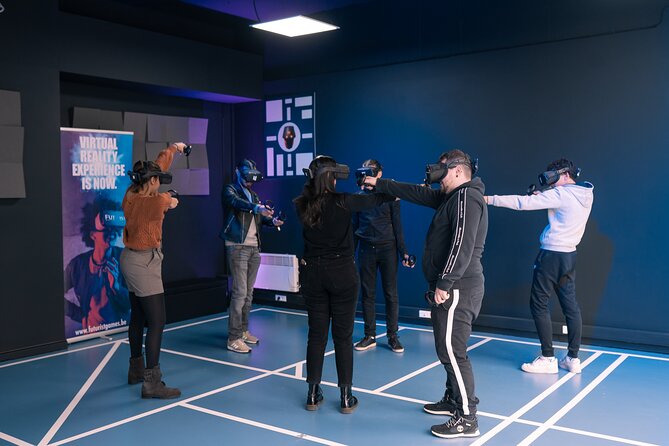 Virtual Zone - Virtual Reality Experience in Brussels - Futurist Games - Group Size and Participation