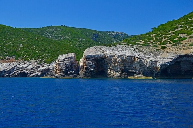 Vis & Pakleni Islands Full-Day Private Boat Tour - Tour Details