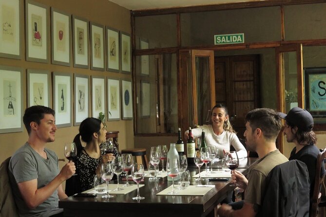 Visit 3 Wineries With Lunch With Unlimited Wine/Private Transfer - Key Points