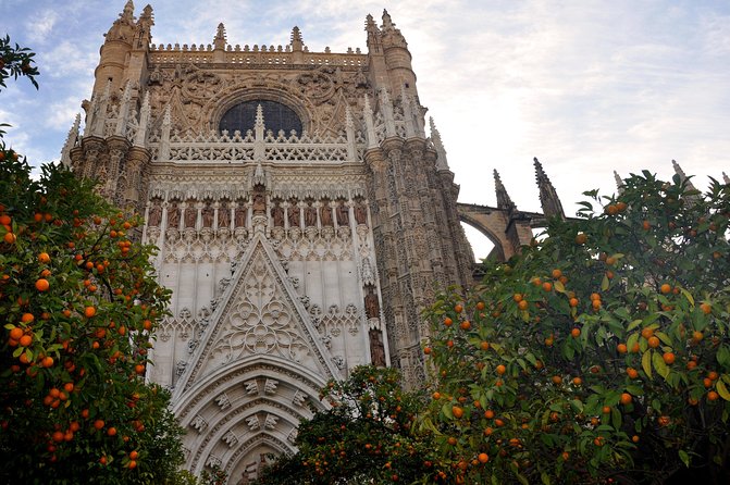 Visit Alcázar and Cathedral (Combo) - Inclusions