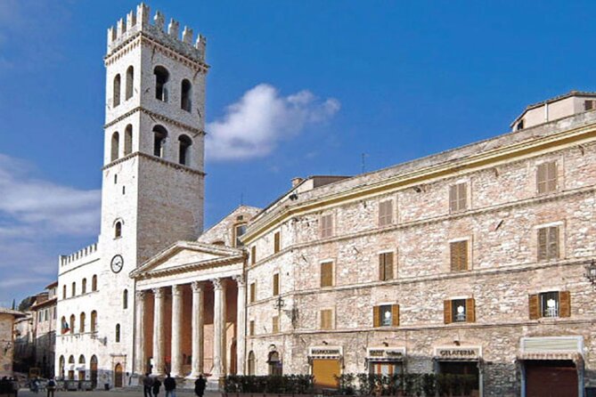 Visit ASSISI on Foot With the Audio Guide App for Smartphone - Accessibility and Convenience