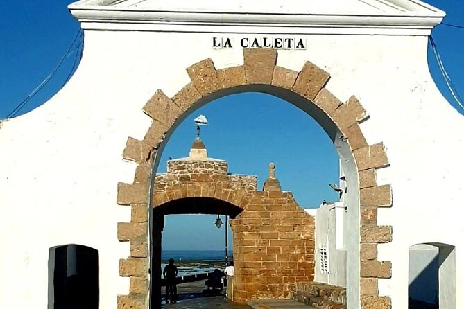 Visit Cádiz as if You Lived There - Outdoor Adventures in Cádiz
