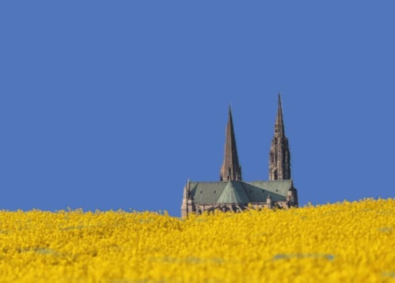 Visit Chartres Through Tales and Legends: From the Cathedral to the City! - Architectural Marvels of the Medieval City