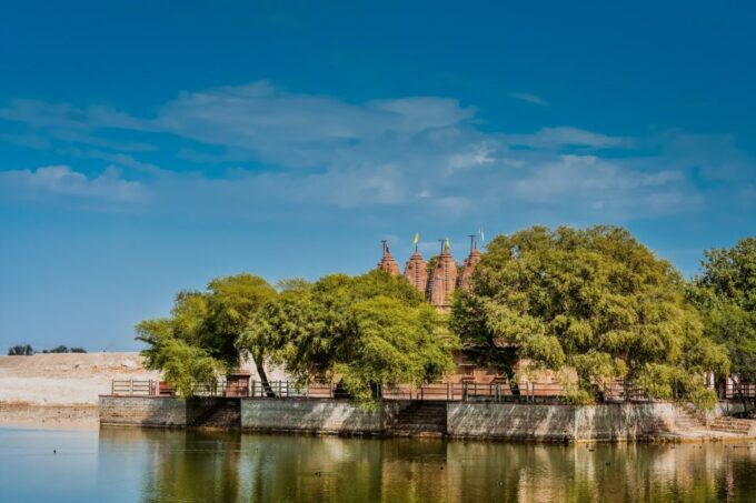 Visit Chittorgarh Fort With Pushkar Drop From Udaipur. - Vijaya Stambha: Tower of Victory