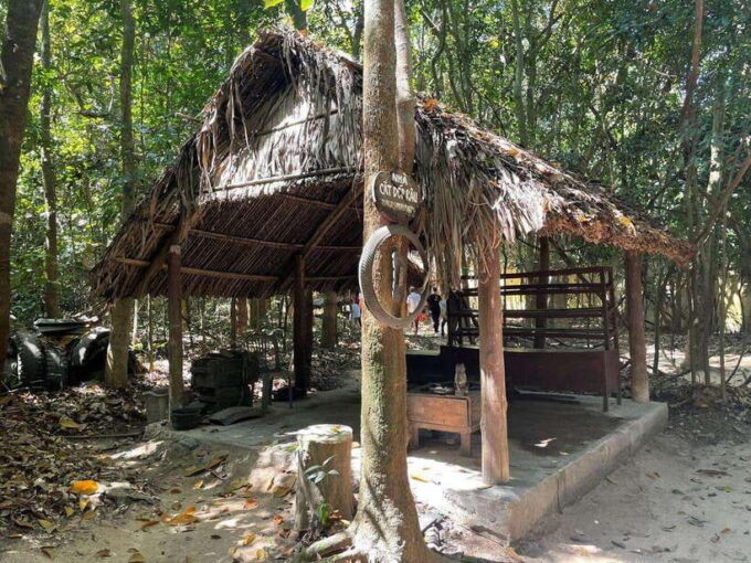 VISIT CU CHI TUNNEL IN THE MORNING OR AFTERNOON - Choosing the Optimal Tour Time