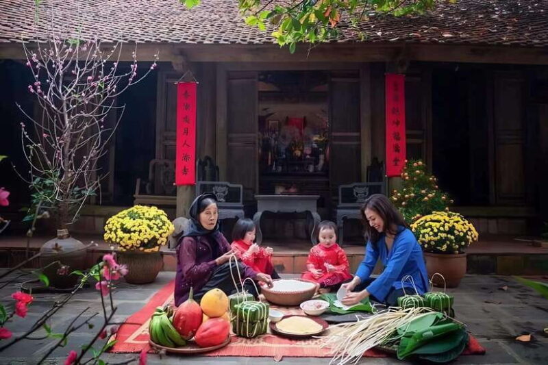 Visit Duong Lam Village & Admire The Countryside in Vietnam - Discover the Cultural Treasures of Duong Lam