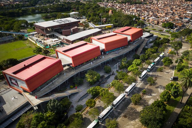Visit Explora Park and Discover Medellin in Public Transportation - Important Considerations