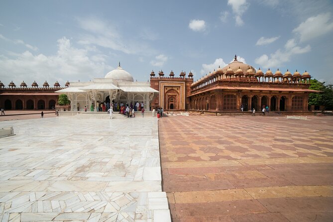 Visit Fatehpur Sikri and Chand Baori With Jaipur Drop From Agra. - Reviews and Feedback