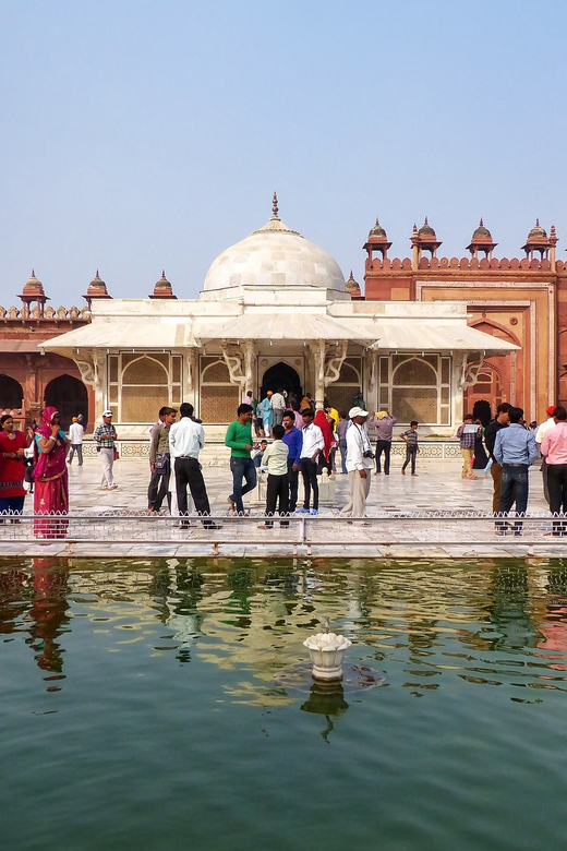 Visit Fatehpur Sikri, Chand Baori With Jaipur Drop From Agra - Transportation and Services