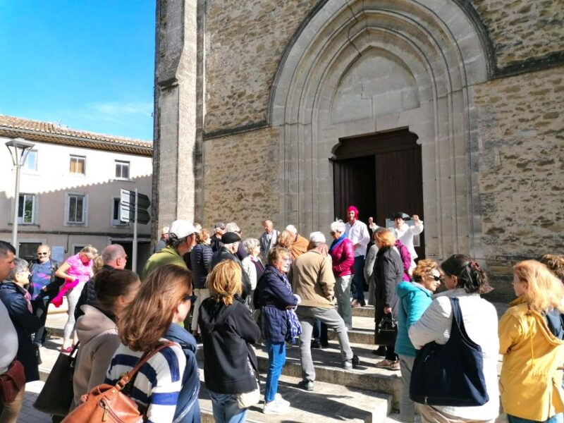 Visit Grillon, a Wonderful Provençal Village! - Languages Offered