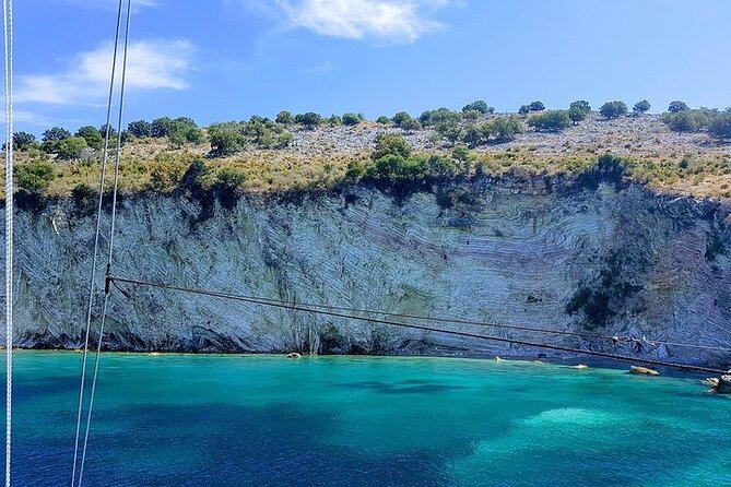 Visit Kroreza Beach by Boat - Getting to Kroreza Beach