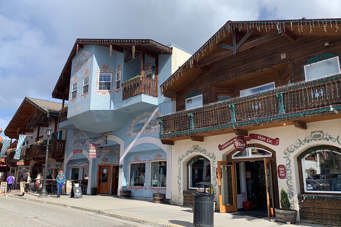 Visit Leavenworth on a Guided Cascades and Snoqualmie Falls Tour - Meeting and Pickup