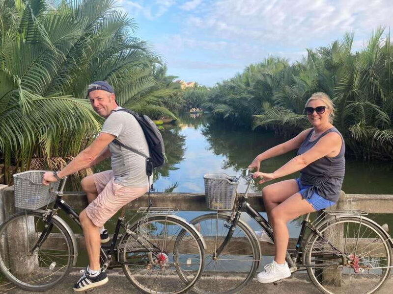 Visit Mekong Delta & Enjoy Lunch At A Locals Home - Cycling and Local Interaction