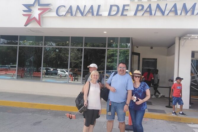 Visit Miraflores Locks and Casco Antiguo - Booking and Pricing Details