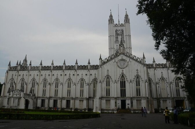 Visit Mother Teresas House and Churches of Kolkata - Key Points
