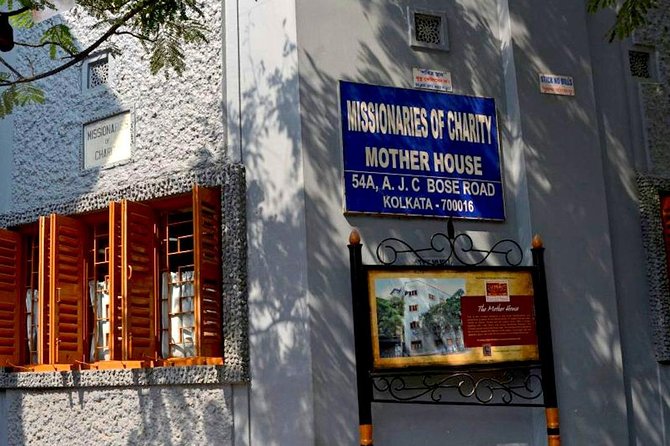 Visit Mother Teresas House and Churches of Kolkata - St. Pauls Cathedral