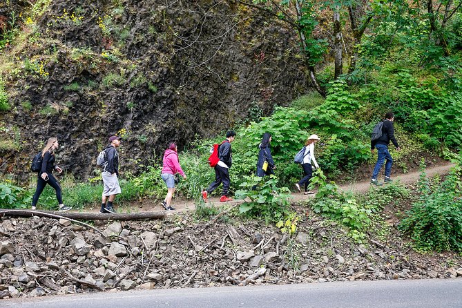Visit Multnomah Falls, Two Waterfalls, & Vista House - Overview of the Tour