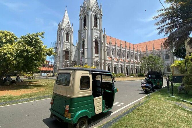 Visit Negombo by Scooty - All Inclusive - FAQ
