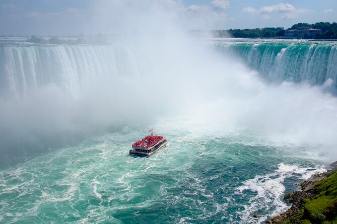 Visit Niagara Falls and Experience a VIP Wine Tour - Set out on a VIP Wine Adventure
