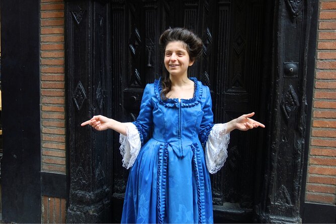 Visit of Albi in the Age of Enlightenment Guided by Mme De Lapérouse - Mme De Lapérouse as Tour Guide